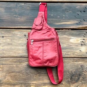 Buxton Vintage Red Leather Crossbody Purse